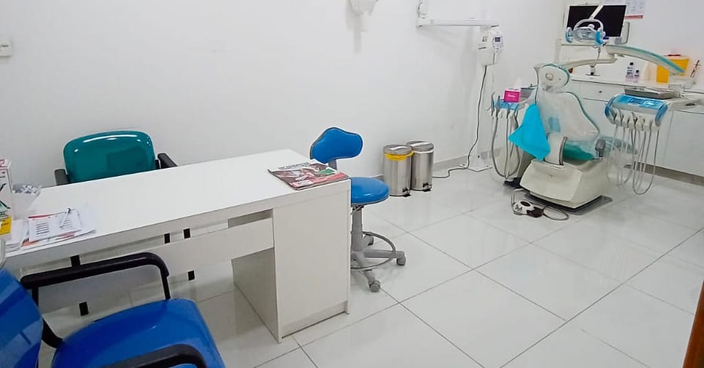 Comprehensive Dental Care: Consultations, Cleanings, X-Rays & More! Dubai other Shop Online at Dubai Trades 4