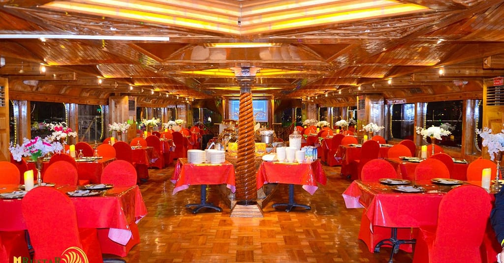 Creek Cruise Buffet Dinner Cruise For 1 Child Or 1, 2 Or 4 Adults Dubai restaurants Shop Online at Dubai Trades 4