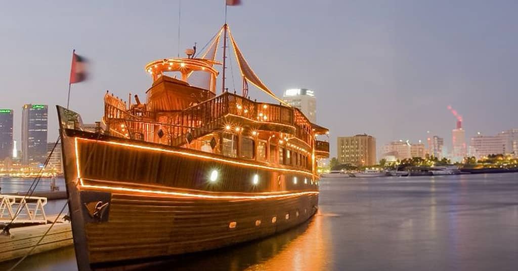 Creek Cruise Buffet Dinner Cruise For 1 Child Or 1, 2 Or 4 Adults Dubai restaurants Shop Online at Dubai Trades 2