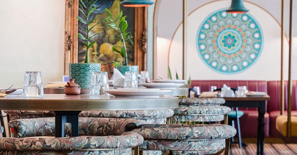 Delight With 100, 200 Or 300 To Spend Towards The Menu Abu Dhabi restaurants Shop Online at Dubai Trades 3