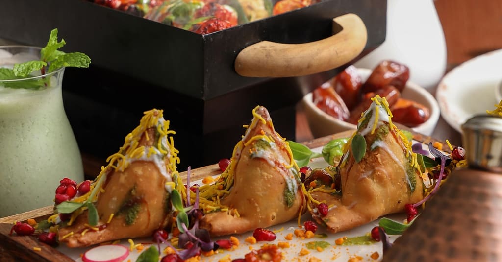 Delight With 100, 200 Or 300 To Spend Towards The Menu Dubai restaurants Shop Online at Dubai Trades 6