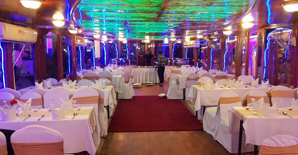 Dhow Cruise Dinner With Safari Dubai restaurants Shop Online at Dubai Trades 3