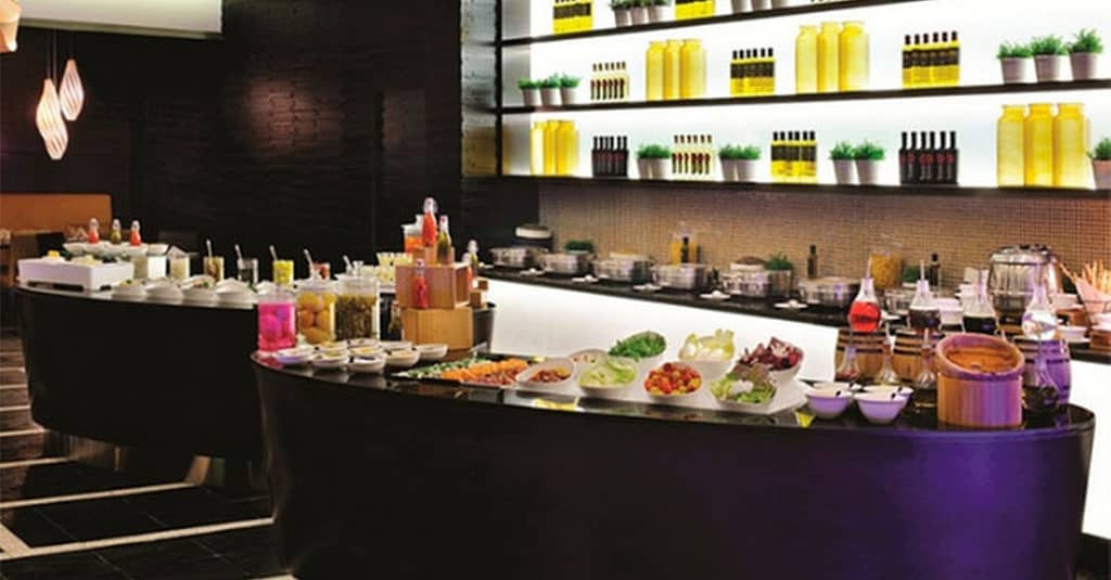 Dinner Buffet With Free-Flowing Beverages For 1 Child Or Upto 4 Adults Dubai restaurants Shop Online at Dubai Trades 4