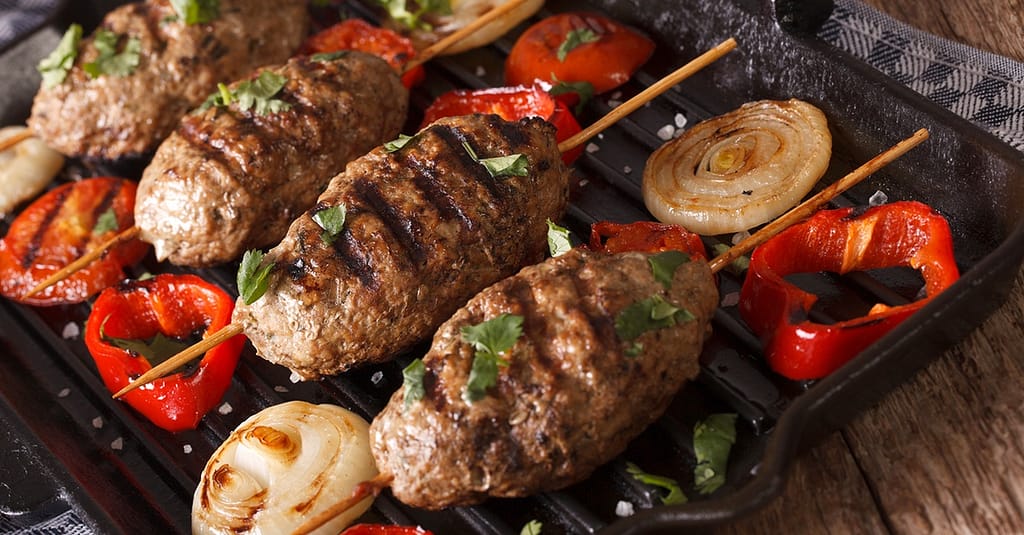 Dinner Buffet With Free-Flowing Beverages For 1 Child Or Upto 4 Adults Dubai restaurants Shop Online at Dubai Trades 8