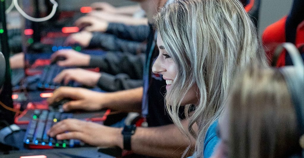 Dive Into Fun: Three-Hour Play Station, Pc Or Streaming Vip Bundle Dubai activities Shop Online at Dubai Trades 5