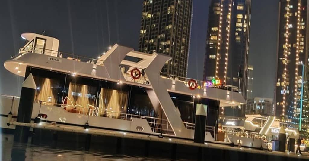 Dubai Canal Dinner Cruise With Soft Drinks! Dubai activities Shop Online at Dubai Trades 8