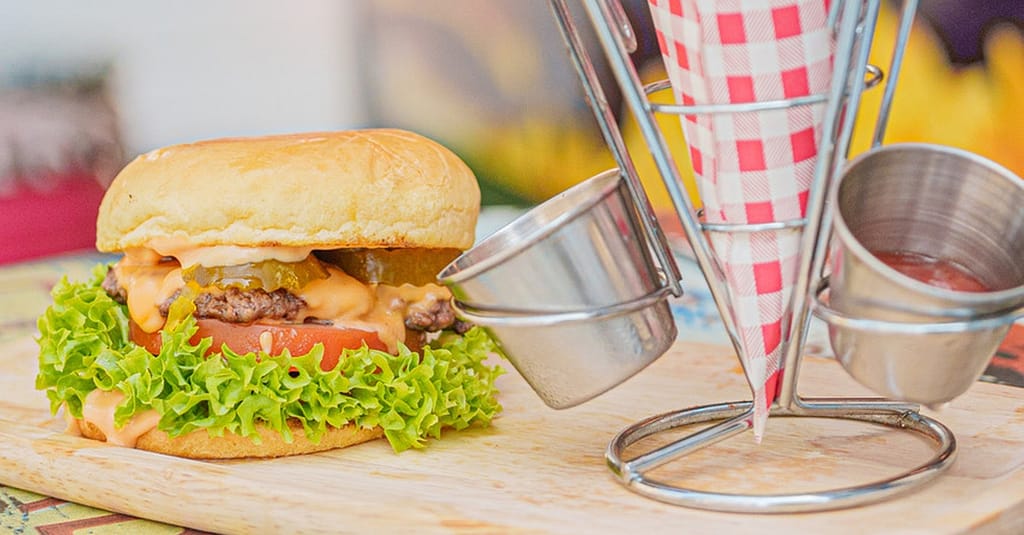 Enjoy A Burger With Belgian Fries And Beverage Dubai restaurants Shop Online at Dubai Trades 7