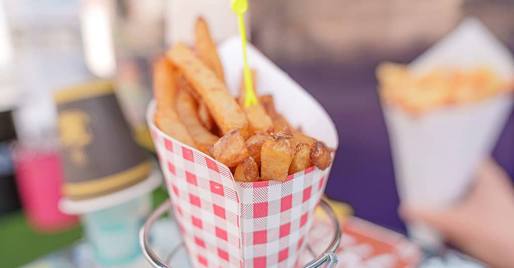 Enjoy A Burger With Belgian Fries And Beverage Dubai restaurants Shop Online at Dubai Trades 8