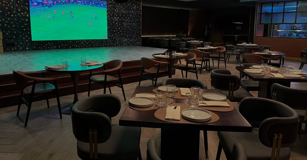 Enjoy Food & Drink At The Crown Gastro Kitchen Up To 500 Spend Dubai restaurants Shop Online at Dubai Trades 10