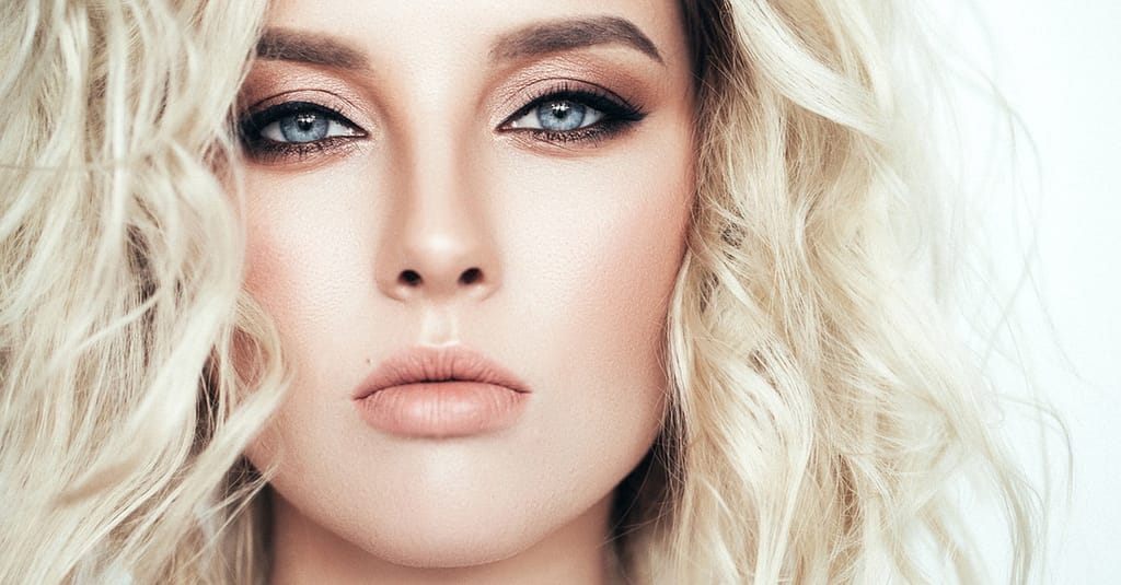Enjoy Microdermabrasion, Collagen Mask, Hydrafacial, Dermapen & More! Dubai other Shop Online at Dubai Trades 2