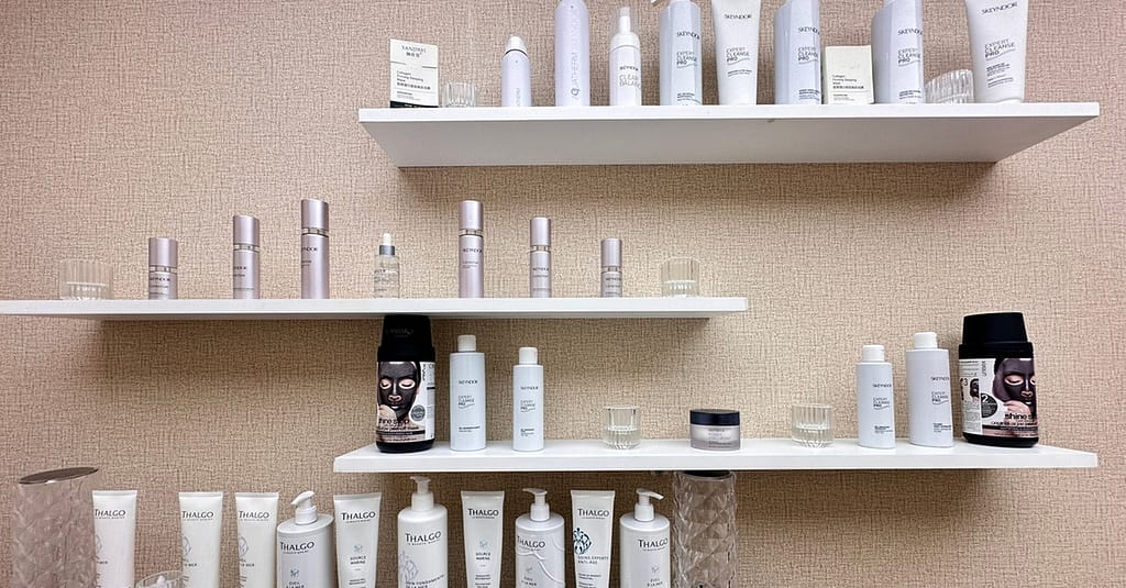 Experience Glowing Skin At Rstyle Beauty Centre Dubai other Shop Online at Dubai Trades 5