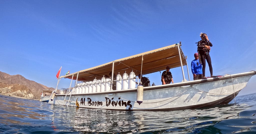 Experience Scuba Diving With Pool And Beach Dives! Dubai activities Shop Online at Dubai Trades 3