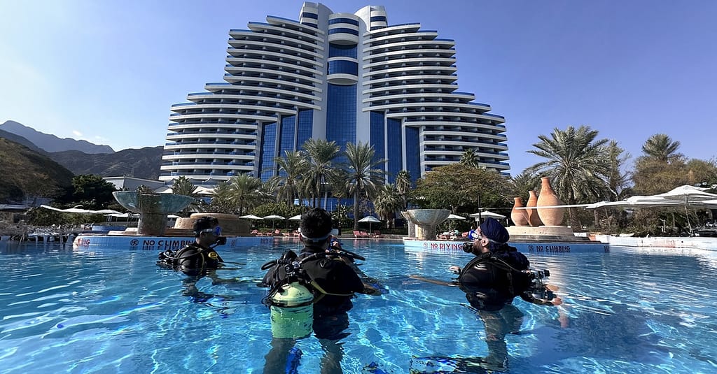 Experience Scuba Diving With Pool And Beach Dives! Dubai activities Shop Online at Dubai Trades 5