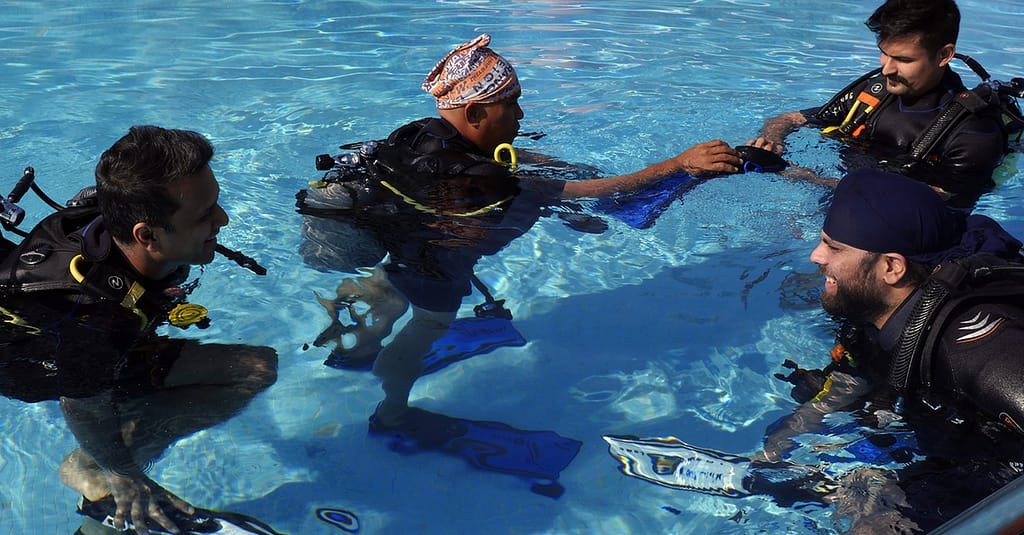 Experience Scuba Diving With Pool And Beach Dives! Dubai activities Shop Online at Dubai Trades 8