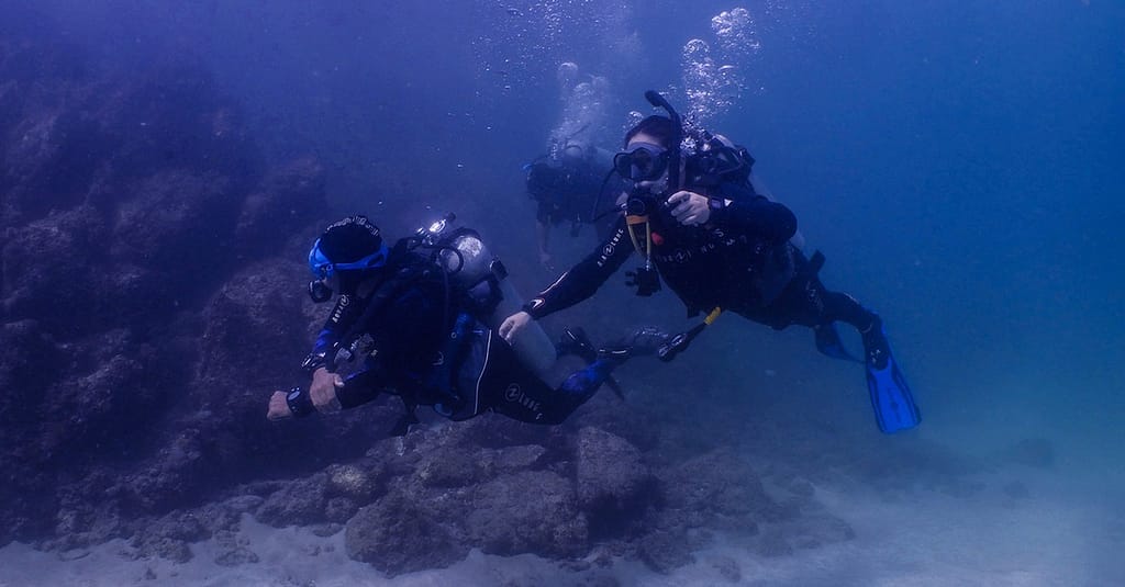Experience Scuba Diving With Pool And Beach Dives! Dubai activities Shop Online at Dubai Trades 2
