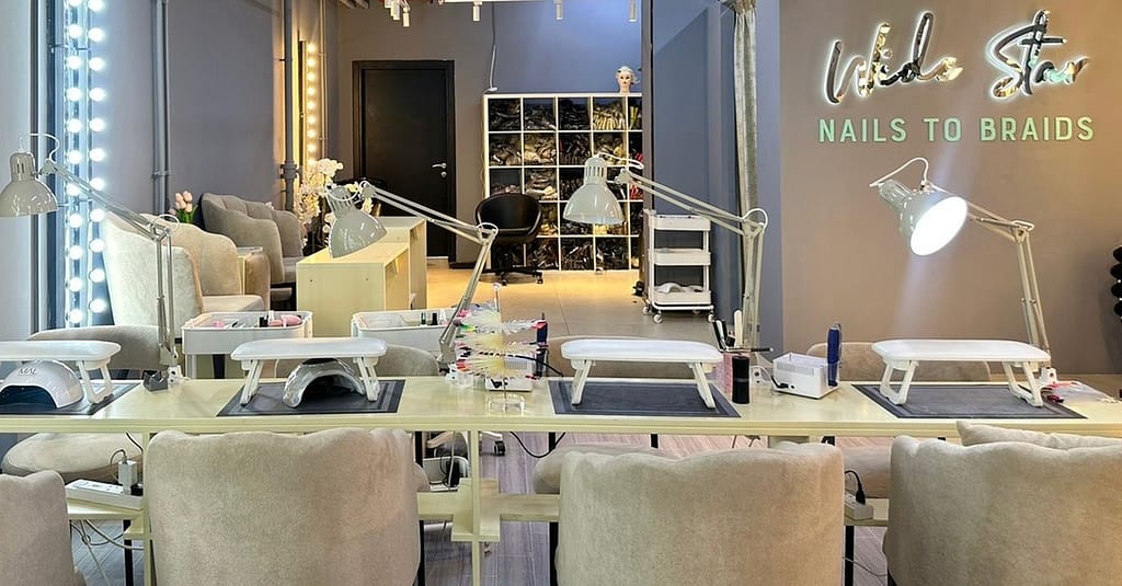 Unleash Your Beauty With The Premium Hair Color Options Dubai other Shop Online at Dubai Trades 3