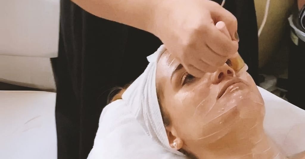 Experience Transformative Skincare With Organic Lift Facials Dubai other Shop Online at Dubai Trades 4