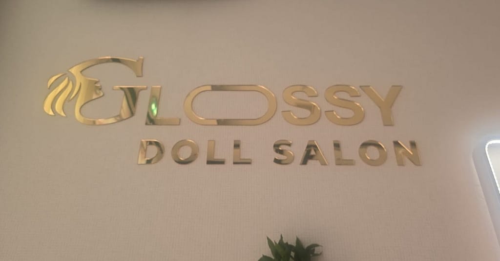 Expert Hair Wash, Hair Cut + Opt Blow-Dry, Hot Oil Or Facial Dubai other Shop Online at Dubai Trades 4