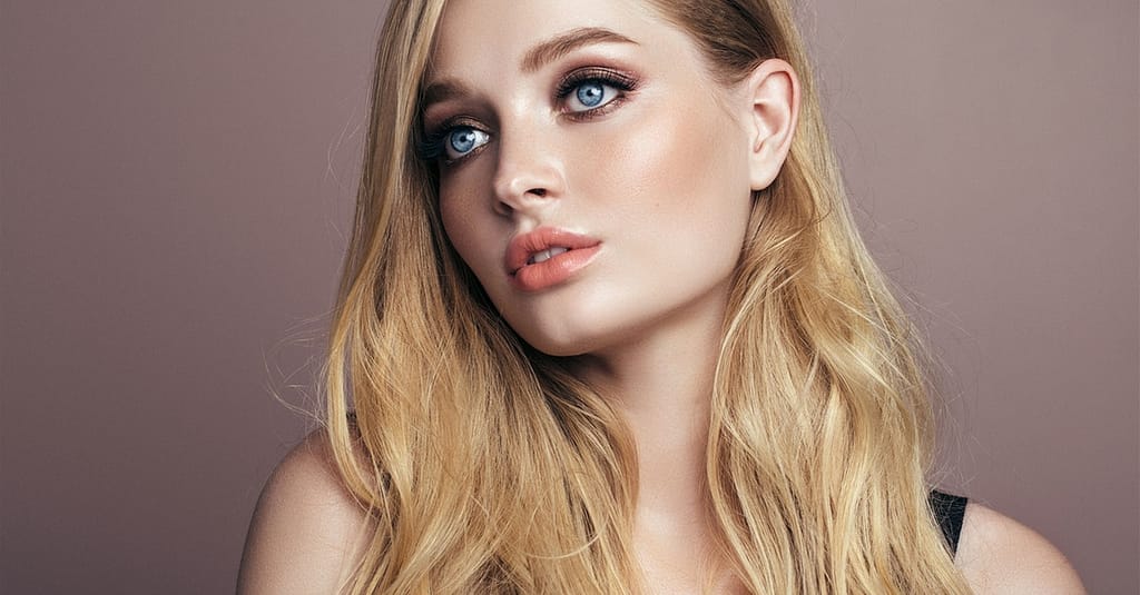 Expert Hair Wash, Hair Cut + Opt Blow-Dry, Hot Oil Or Facial Dubai other Shop Online at Dubai Trades 2