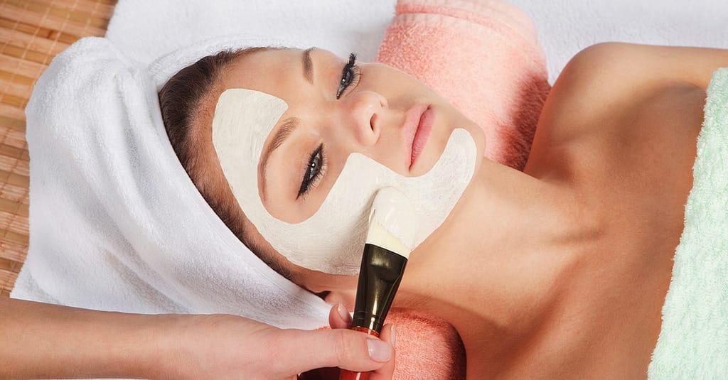 Facial And Eyebrow Services At Mad Lillies Salon Dubai other Shop Online at Dubai Trades 2