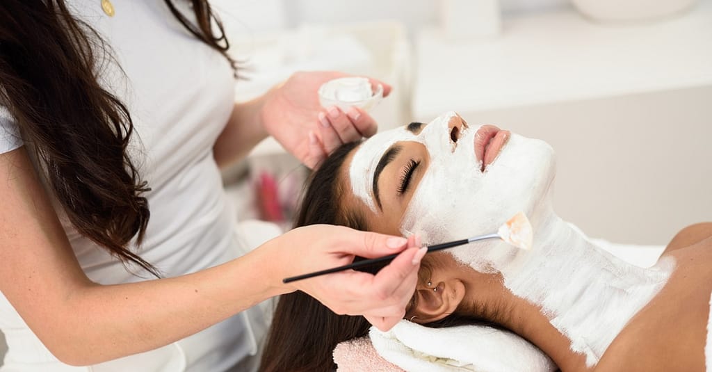 Facial At Anam Beauty Salon Dubai other Shop Online at Dubai Trades 2