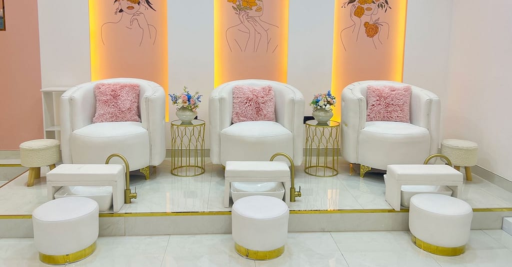 Facial Services At Divine Beauty Lounge Dubai other Shop Online at Dubai Trades 4