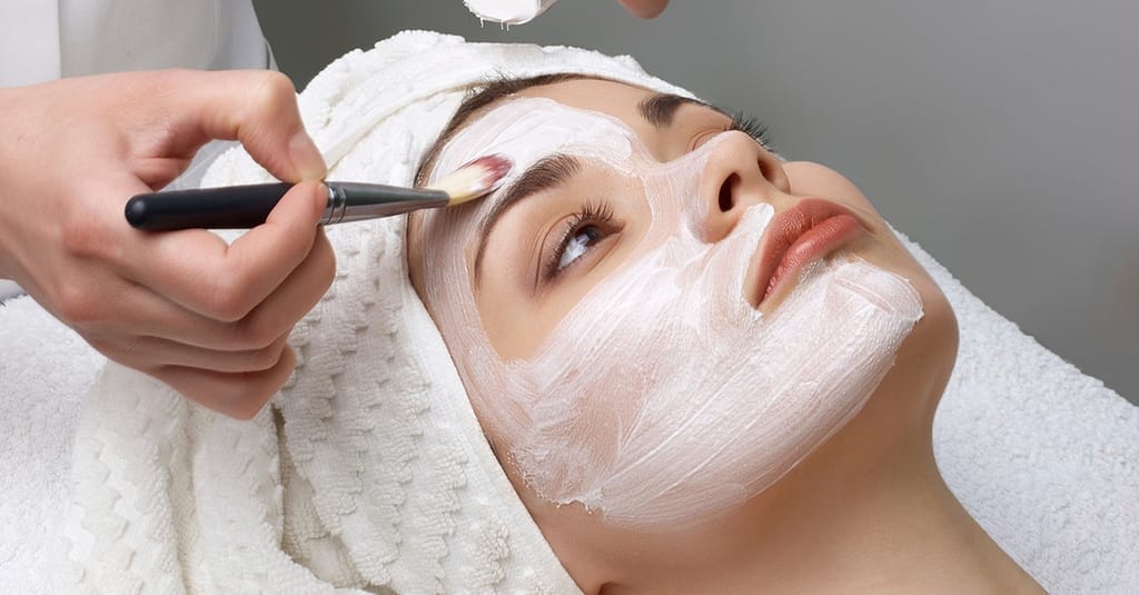 Facial Treatment Or Deep Cleansing Facial Dubai other Shop Online at Dubai Trades 2