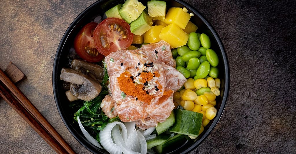 Feast On A Choice Of Poke Bowl 24oz + Classic Ice Tea For 1, 2 Or 4 Abu Dhabi restaurants Shop Online at Dubai Trades 16