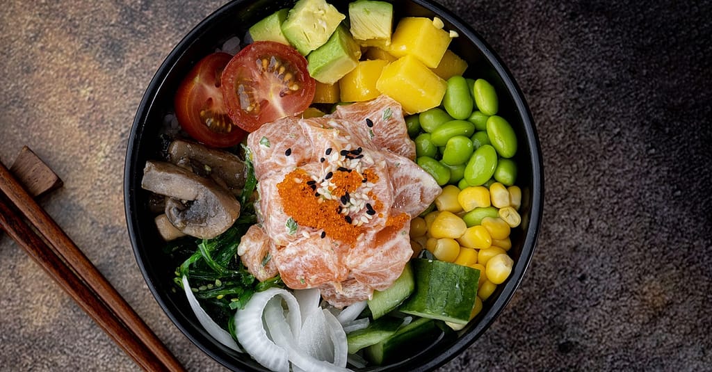 Feast On A Choice Of Poke Bowl 24oz + Classic Ice Tea For 1, 2 Or 4 Abu Dhabi restaurants Shop Online at Dubai Trades 2