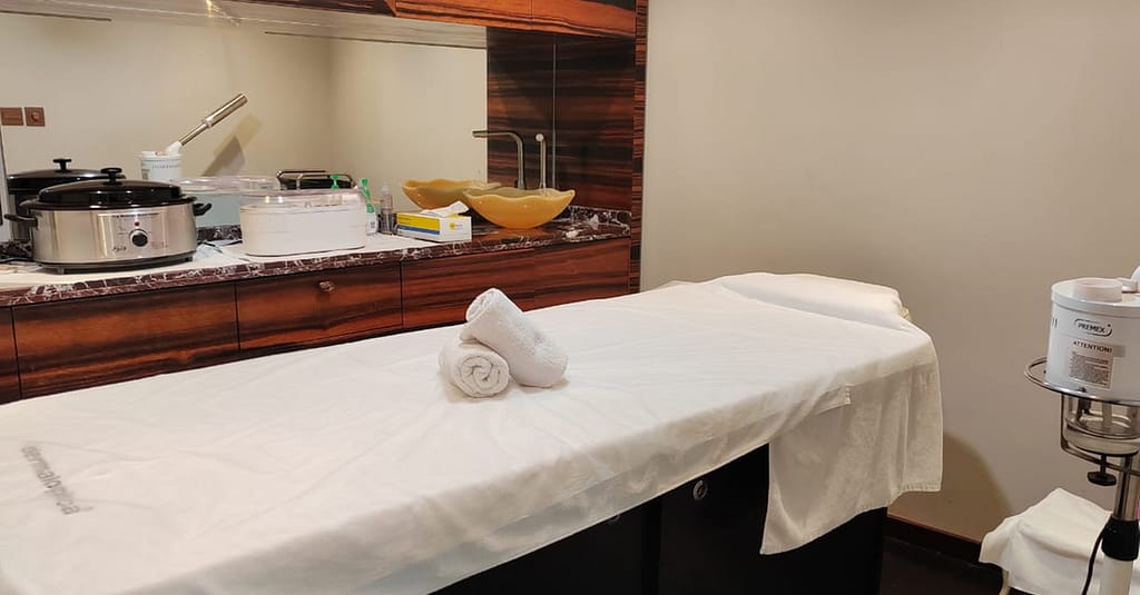 Foot Or Hand Spa Treatment At Adrian D Salon Dubai other Shop Online at Dubai Trades 3