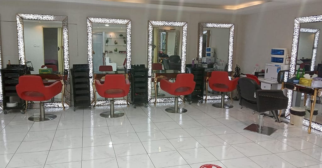 Manicure And Pedicure At Pascual Ladies Salon Abu Dhabi other Shop Online at Dubai Trades 3