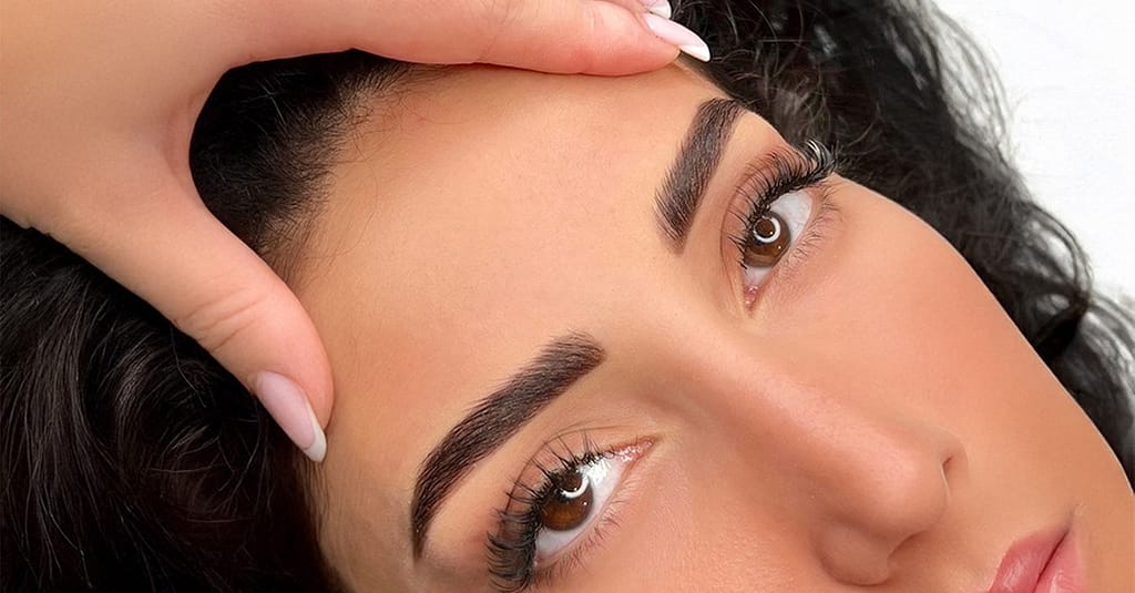 Full Set Of Individual Eyelash Extensions With Eyebrow Tinting Service National Deal other Shop Online at Dubai Trades 9