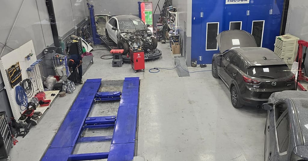 Get A Oil Change Package For 4, 6 Or 8 Cylinder Car 5000 Or 10000 Km Dubai car Shop Online at Dubai Trades 4