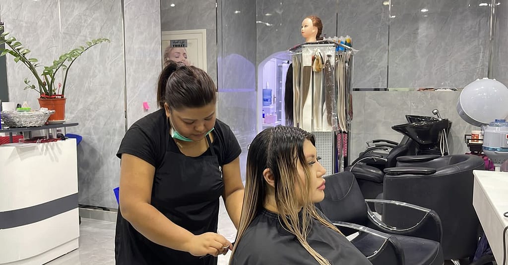 Get A Womens Half Or Full Arms & Legs Or Full Body Waxing & More Dubai other Shop Online at Dubai Trades 10