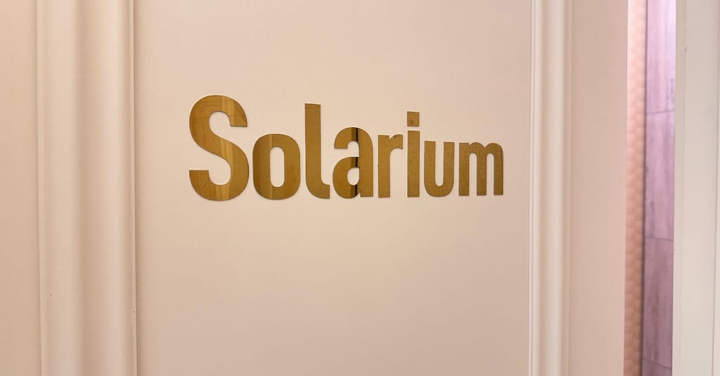 Get The Perfect Tan At An Upscale Solarium Near Burj Khalifa! Dubai other Shop Online at Dubai Trades 2