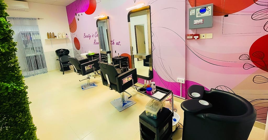 Glow Boosting One Or Two Sessions Of Hydra Facial With Rf Tightening Dubai other Shop Online at Dubai Trades 2