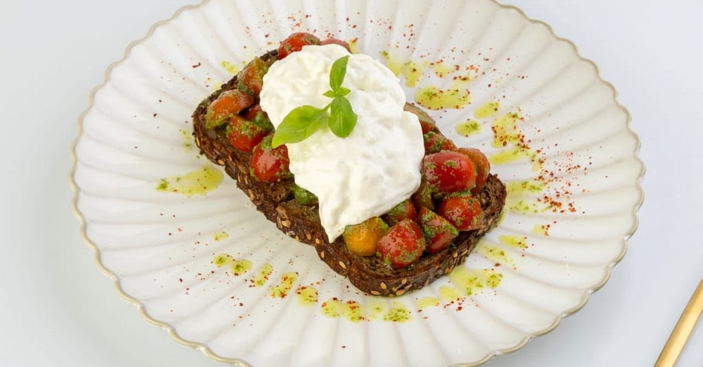 Grab 50% Off On All-Day Brunch And Croissants In Sharjah Sharjah & N. Emirates restaurants Shop Online at Dubai Trades 12