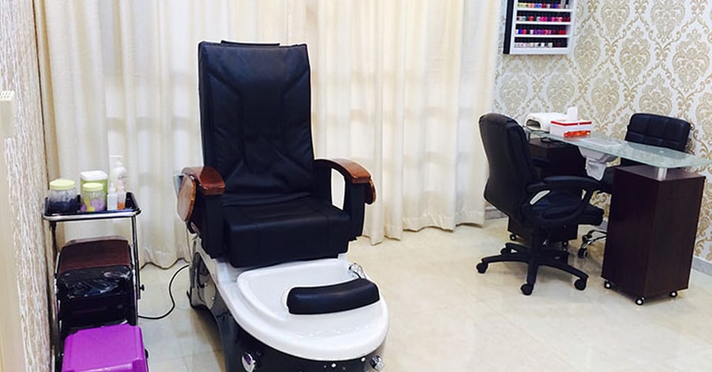 Henna Design On Hands Abu Dhabi other Shop Online at Dubai Trades 3