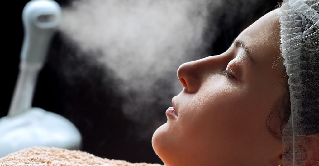 Herbal Or Dr. Renaud Facial-Clean-Up At Lck Ladies Salon Dubai other Shop Online at Dubai Trades 2