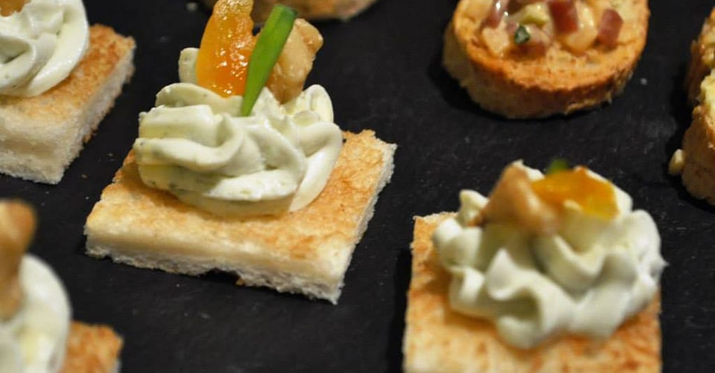 Indulge In A 5* Buffet With Beverages Child (59 Aed) Adult (108) Abu Dhabi restaurants Shop Online at Dubai Trades 11