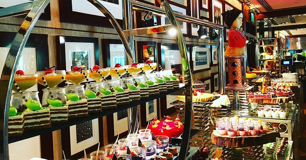 Indulge In A 5* Buffet With Beverages Child (59 Aed) Adult (108) Abu Dhabi restaurants Shop Online at Dubai Trades 4