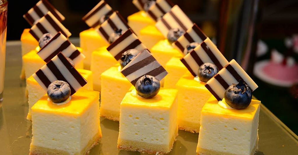 Indulge In A 5* Buffet With Beverages Child (59 Aed) Adult (108) Abu Dhabi restaurants Shop Online at Dubai Trades 8