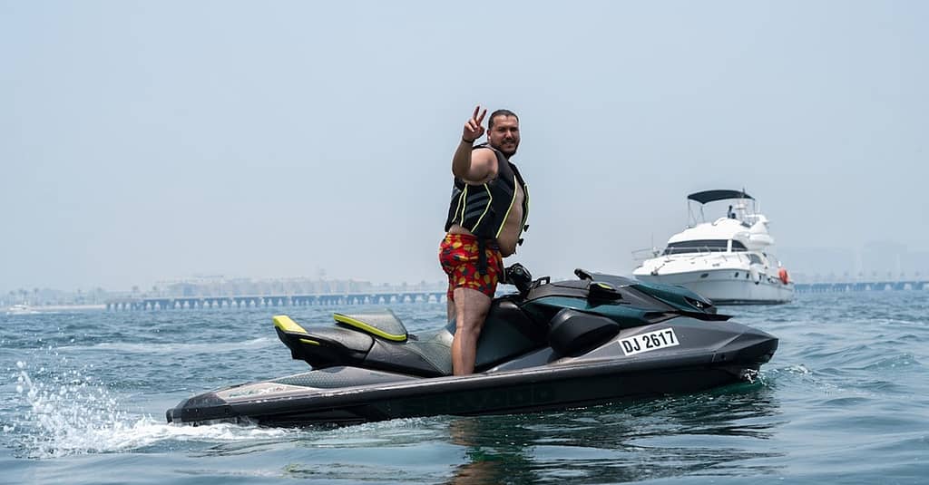 Jet Skiing Dubai activities Shop Online at Dubai Trades 3