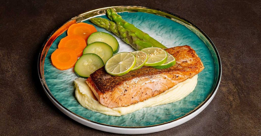 Lunch Menu For One, Two, Or Four With Authentic Middle Eastern Dishes Dubai restaurants Shop Online at Dubai Trades 3