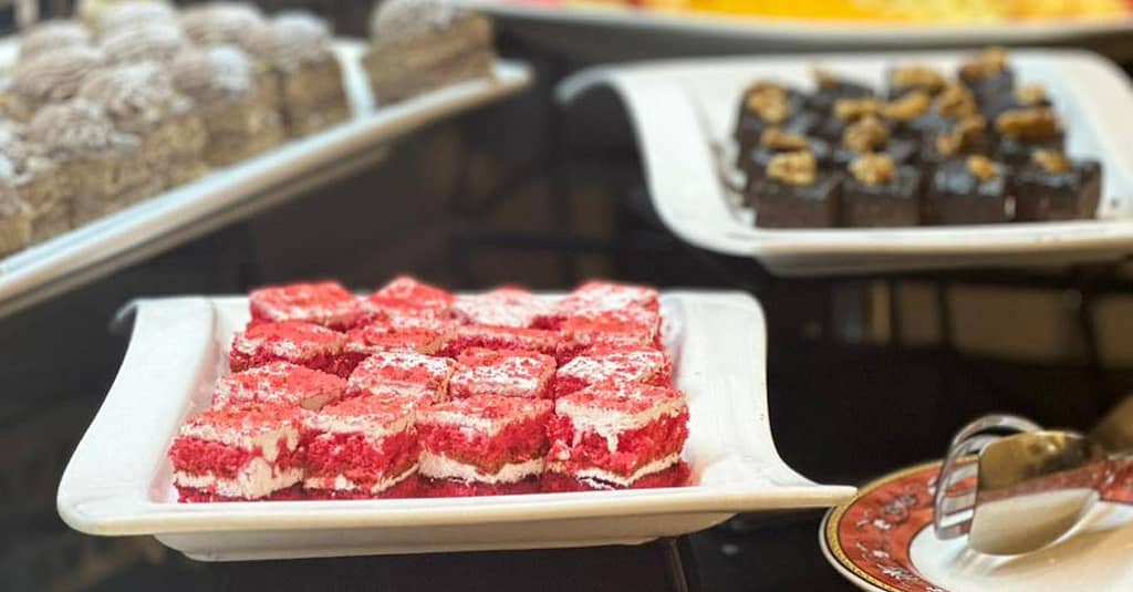 Lunch Or Dinner Buffet With Beverages:Child (Aed 35), Adult (Aed 109) Abu Dhabi restaurants Shop Online at Dubai Trades 7