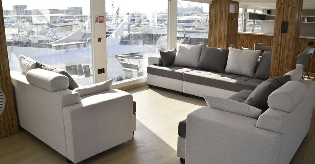 Luxury House Boat Sunset Cruise Dubai Marina At Luxury Yachts Dubai package Shop Online at Dubai Trades 8