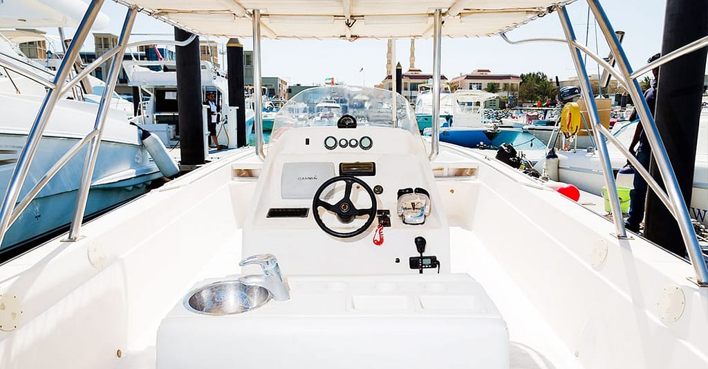 Luxury Yacht Or Fishing Tarrad Rental At Luxury Yachts Dubai activities Shop Online at Dubai Trades 3
