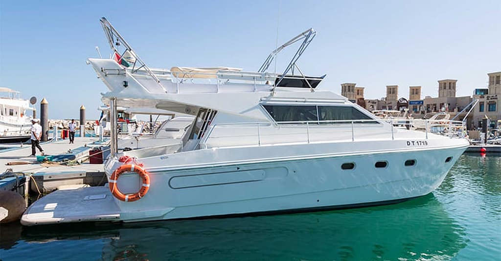 Luxury Yacht Or Fishing Tarrad Rental At Luxury Yachts Dubai activities Shop Online at Dubai Trades 5