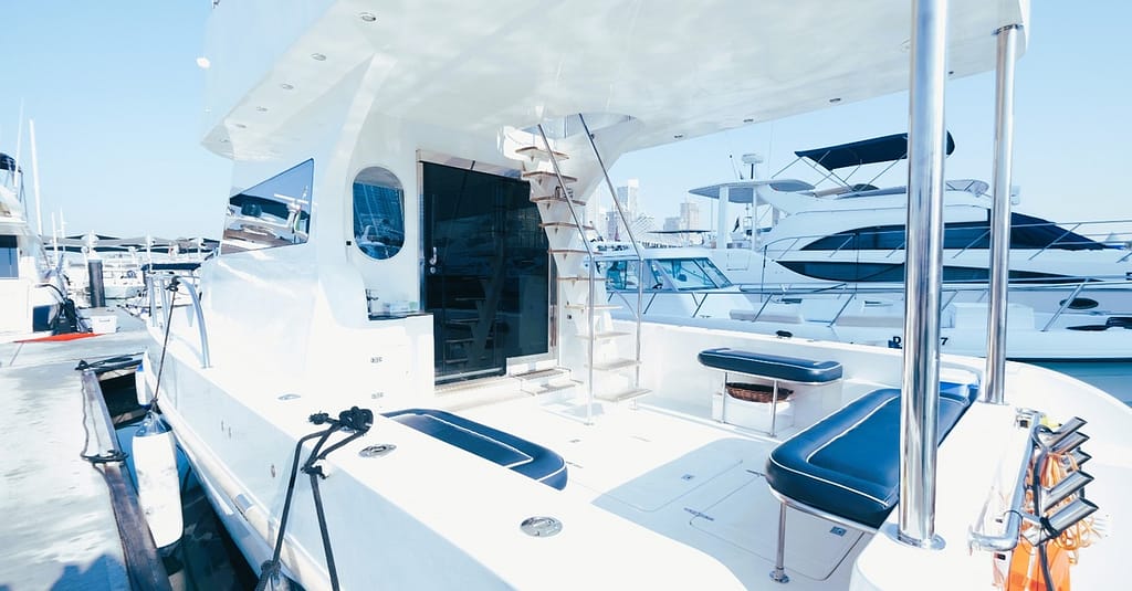 Luxury Yacht Rentals For 1-3 Hours Dubai activities Shop Online at Dubai Trades 11