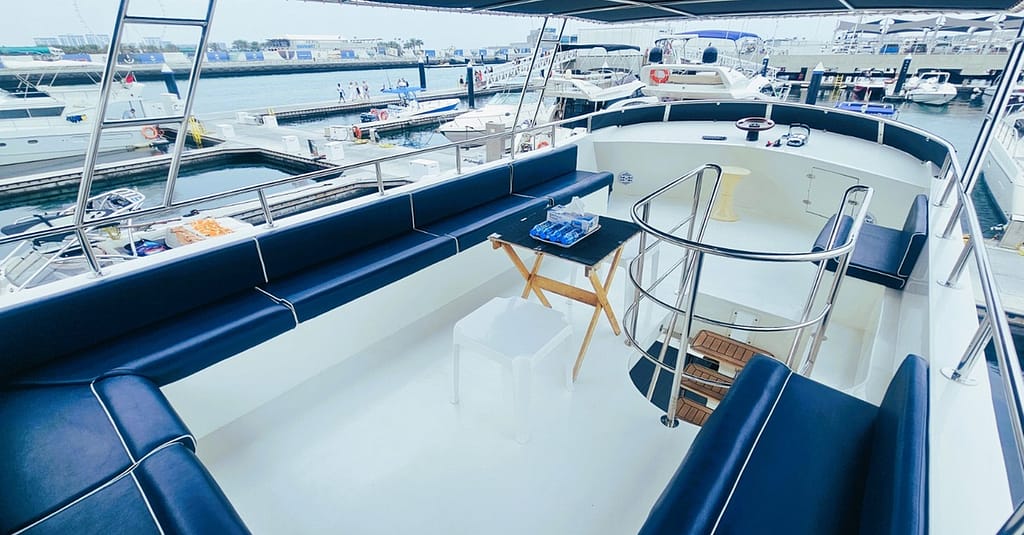 Luxury Yacht Rentals For 1-3 Hours Dubai activities Shop Online at Dubai Trades 5